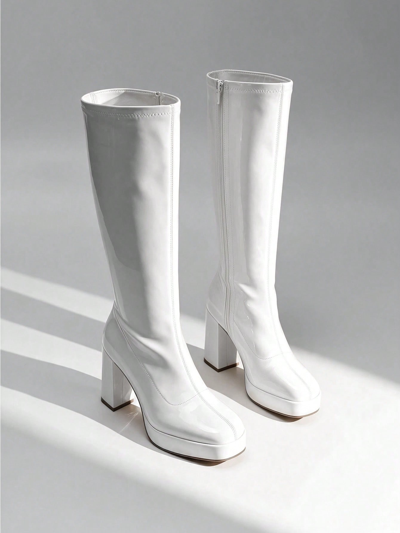 أحذية نسائية طويلة تصل إلى الر - مراجعة Sock Boot Women وسعره
