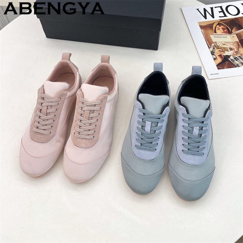 أحذية كاجوال نسائية من الساتان - مراجعة Oxford Lace Up Women وسعره